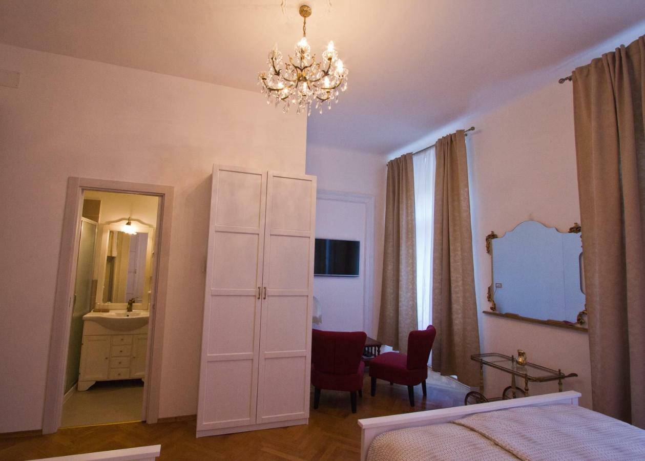 Golden Rooms Bed & Breakfast Trieste Extérieur photo